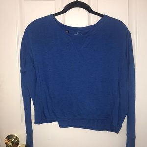 Athleta long sleeve cropped tee-shirt, size M